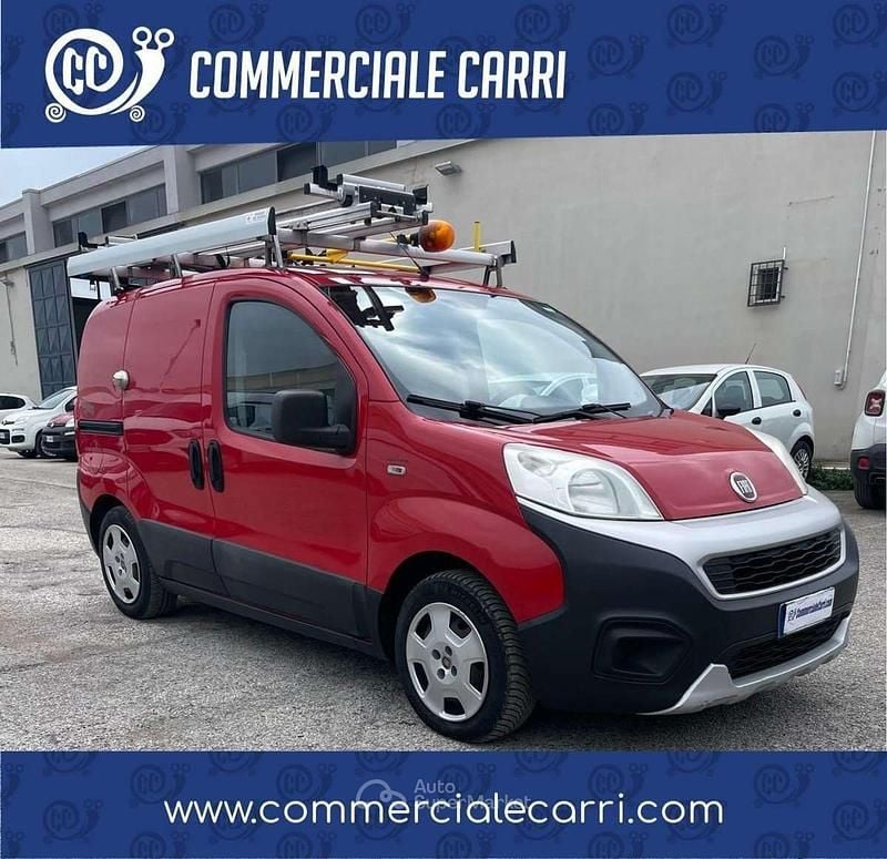 Bianco Usata 2016 Fiat Fiorino Monovolume | 5890 € (Buon prezzo) - Immagine 1/4