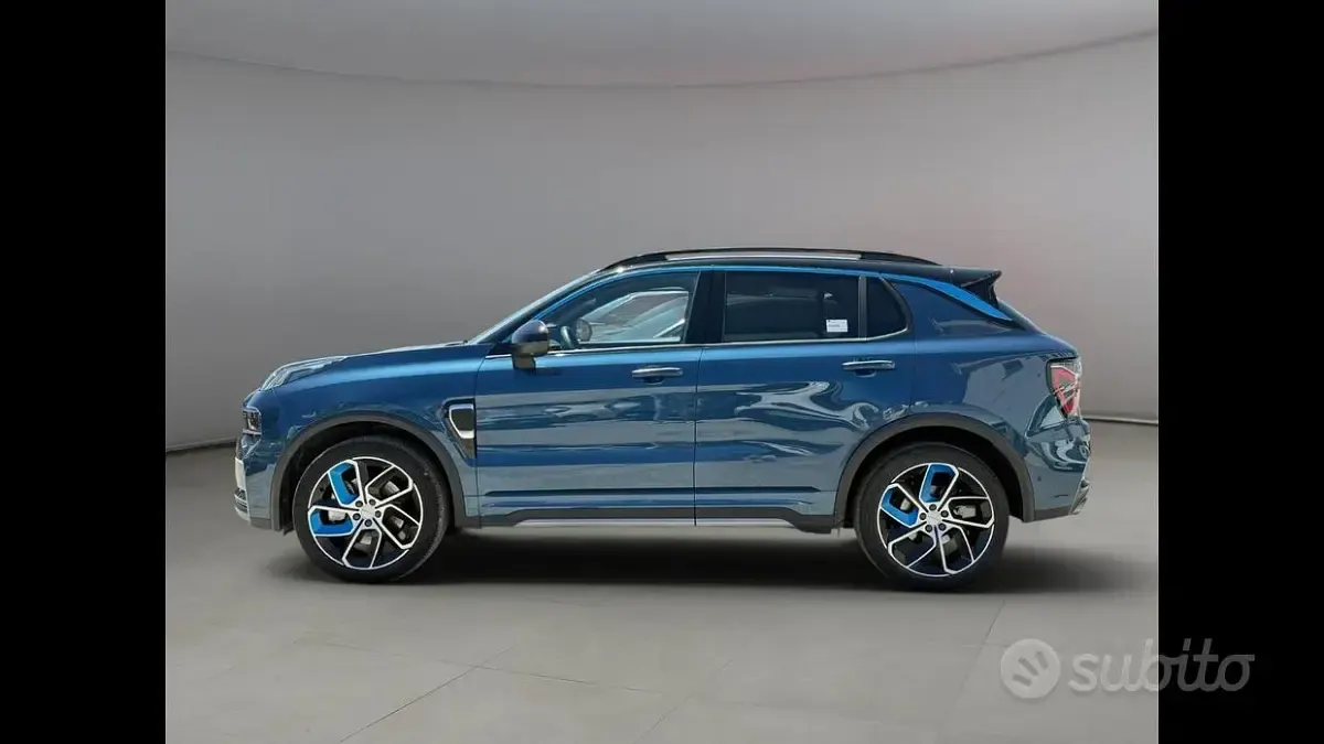 Usata Lynk & Co 01 261 CV (191 kW) 2023 Blu SUV