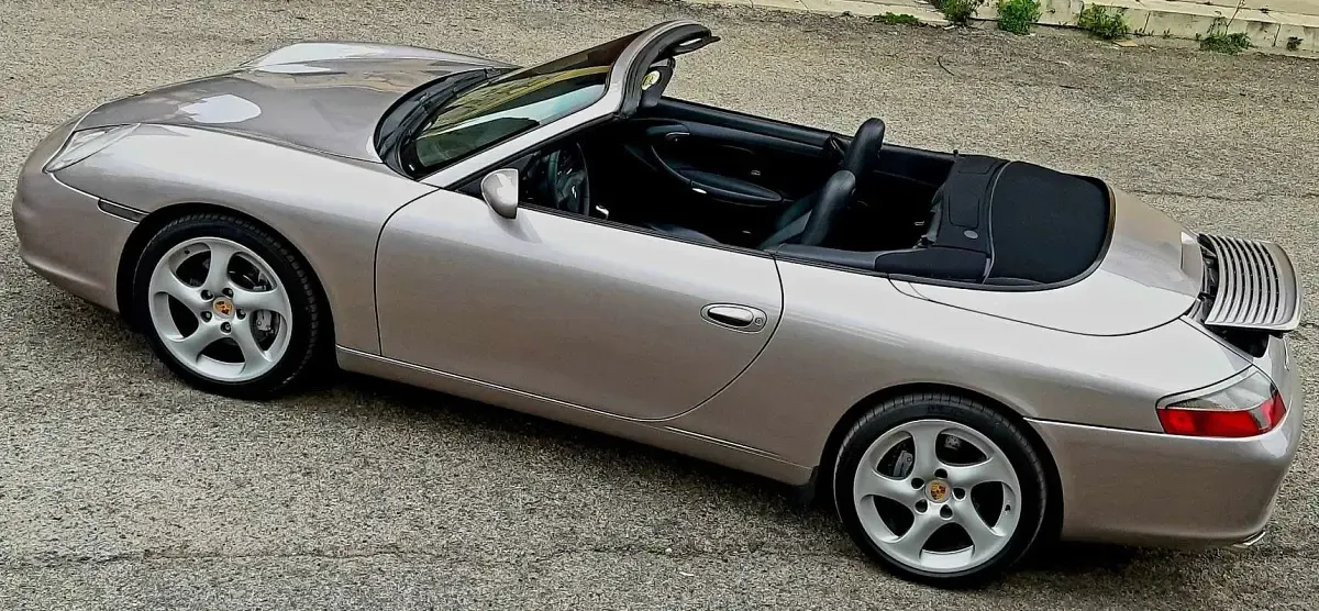 Usata Porsche 996 320 CV (235 kW) 2002 Grigio Cabrio