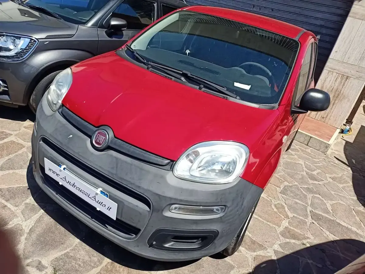 Usata Fiat Panda 75 CV (55 kW) 2015 Rosso Utilitaria