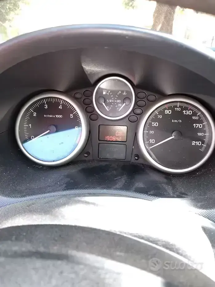 Usata Peugeot 206+ 60 CV (44 kW) 2011 Nero Utilitaria