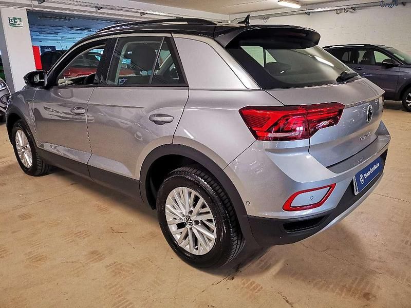 Usata VW T-Roc Life 150 CV (110 kW) 2024 Pyrit silver met  nero SUV