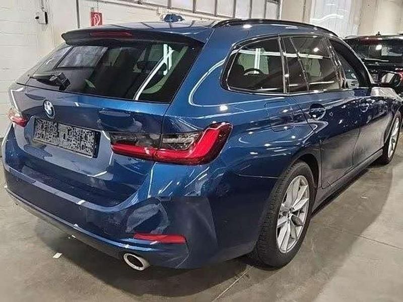 Usata BMW 320 190 CV (139 kW) 2023 Blu/azzurro Station wagon