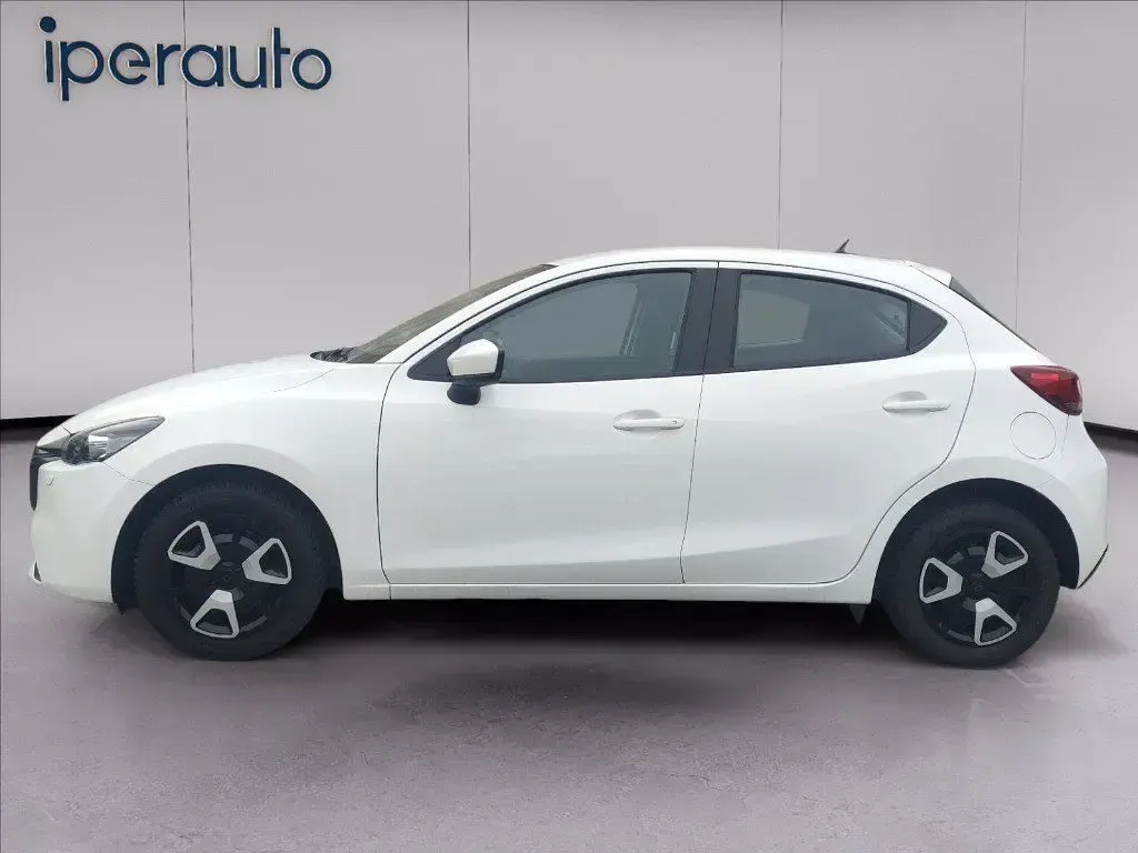 Usata Mazda 2 Center-Line 90 CV (66 kW) 2023 Bianco Utilitaria