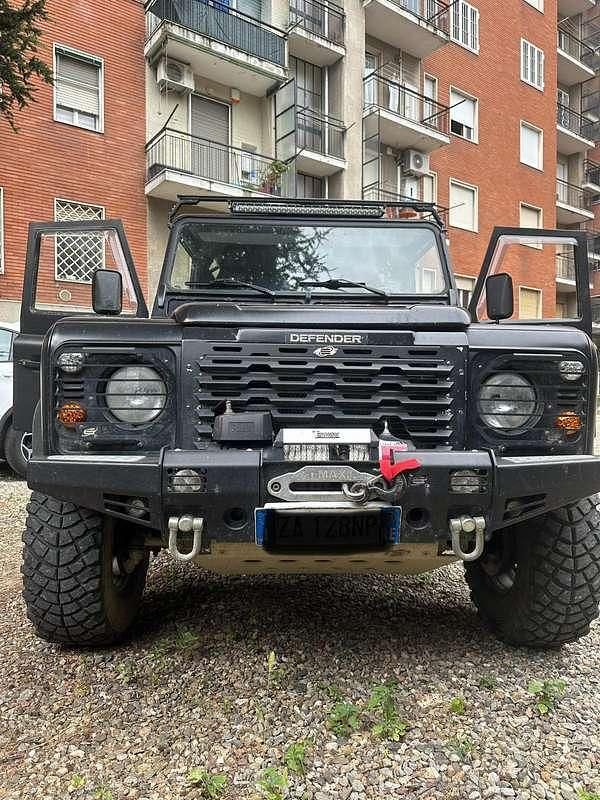 Usata Land Rover Defender 122 CV (89 kW) 2001 Nero Station wagon