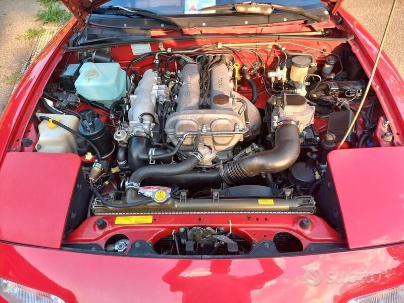 Usata Mazda MX5 116 CV (85 kW) 1990 Rosso Cabrio