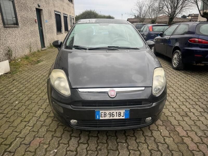 Usata Fiat Grande Punto 69 CV (50 kW) 2010 Nero Utilitaria