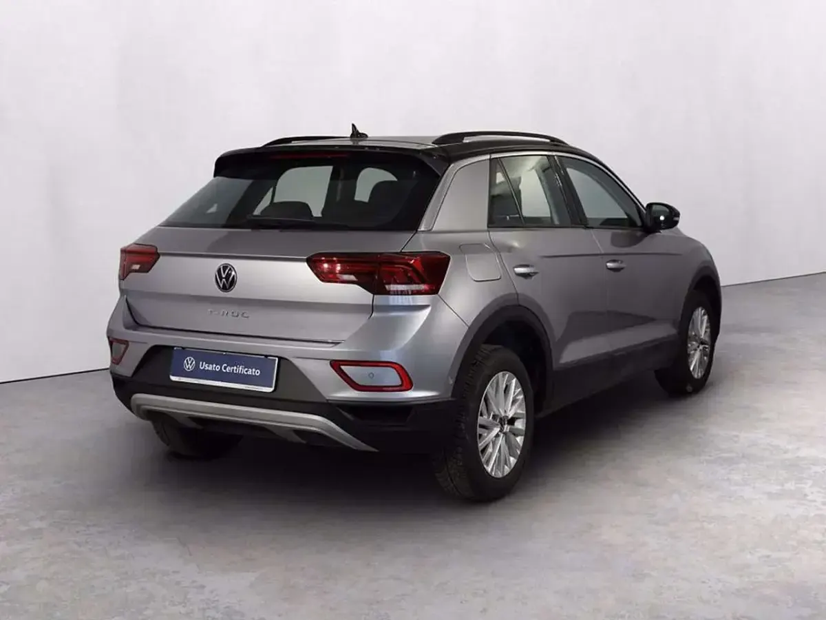 Używany VW T-Roc Life 116 KM (85 kW) 2025 Czarny SUV