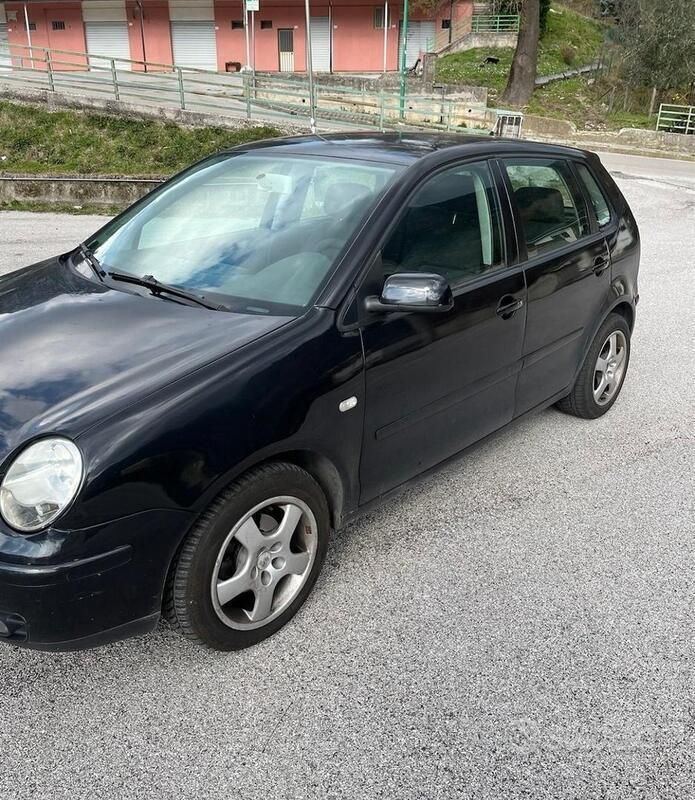 Usata VW Polo 75 CV (55 kW) 2004 Nero Utilitaria