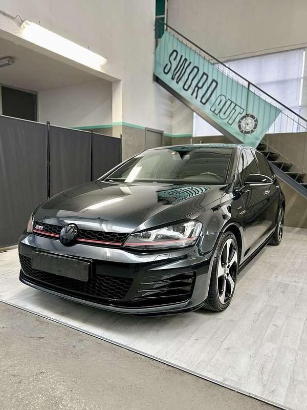 Usata VW Golf VII GTI 230 CV (169 kW) 2016 Grigio Berlina