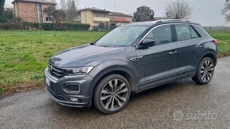 Grigio Usata 2021 VW T-Roc Advance SUV | 25.000 € (Buon prezzo) - Immagine 1/4
