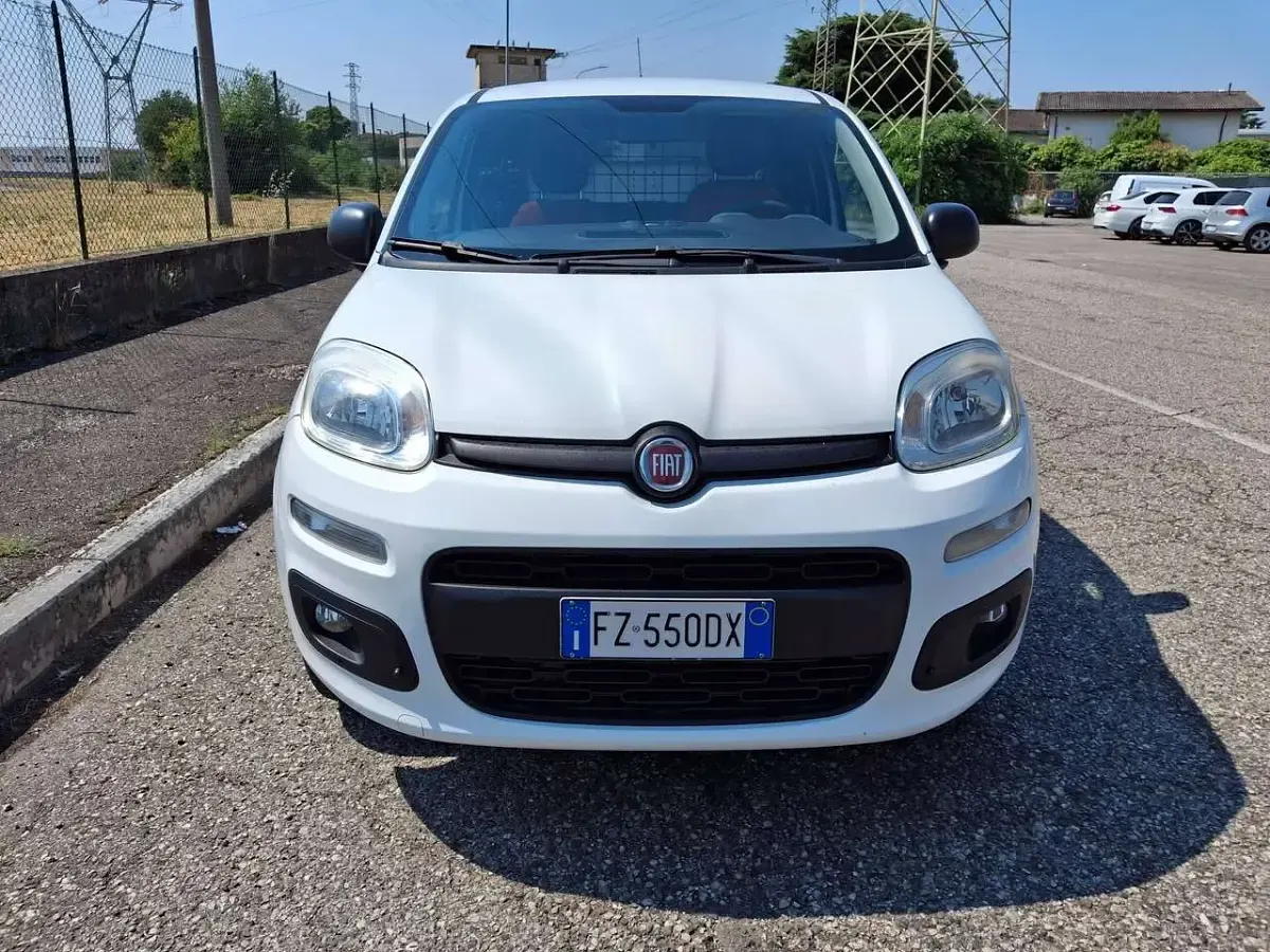 Usata Fiat Panda 4x4 86 CV (63 kW) 2019 Bianco pastello Utilitaria