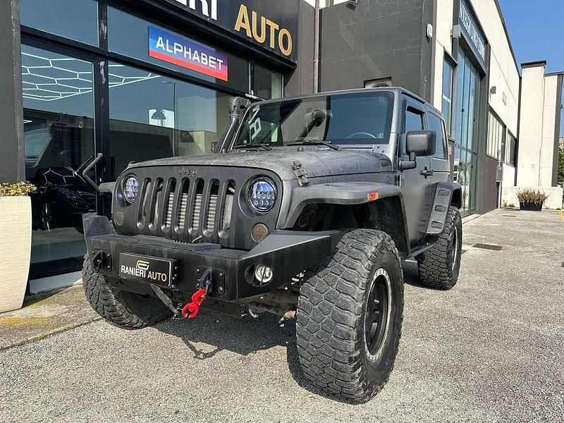 Usata Jeep Wrangler Sahara 177 CV (130 kW) 2010 Nero SUV