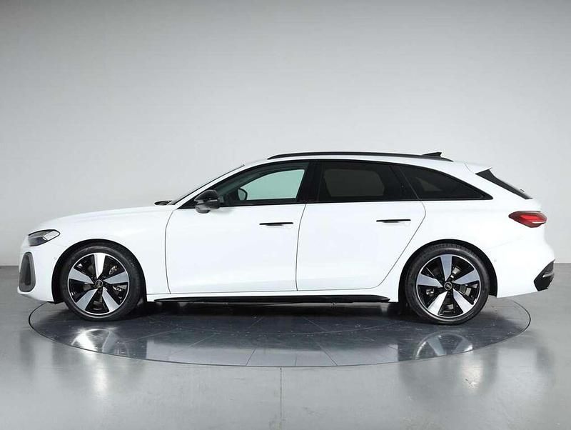 Usata Audi A5 S-Line 204 CV (150 kW) 2025 Bianco ghiacciaio metallizzato Station wagon