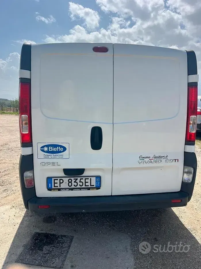 Usata Opel Vivaro 114 CV (83 kW) 2014 Bianco Monovolume