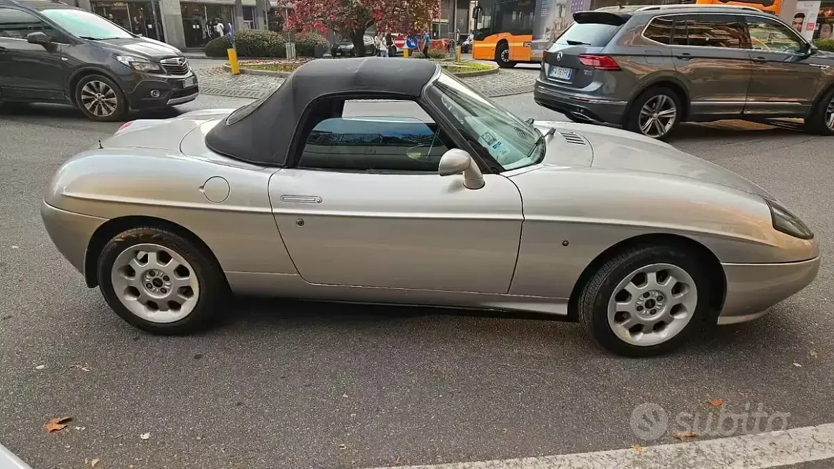 Usata Fiat Barchetta 131 CV (96 kW) 2001 Grigio Cabrio