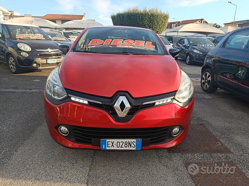 Usata Renault Clio IV 90 CV (66 kW) 2015 Arancione Berlina