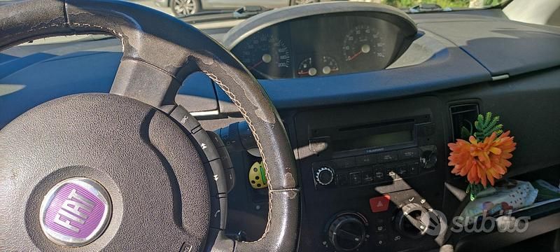 Usata Fiat Idea 95 CV (69 kW) 2008 Nero Monovolume