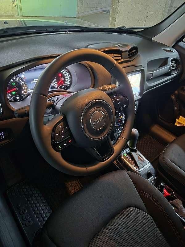 Usata Jeep Renegade Limited 131 CV (96 kW) 2022 Grigio SUV