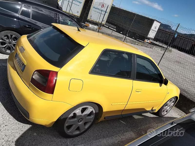 Usata Audi S3 2000 Utilitaria