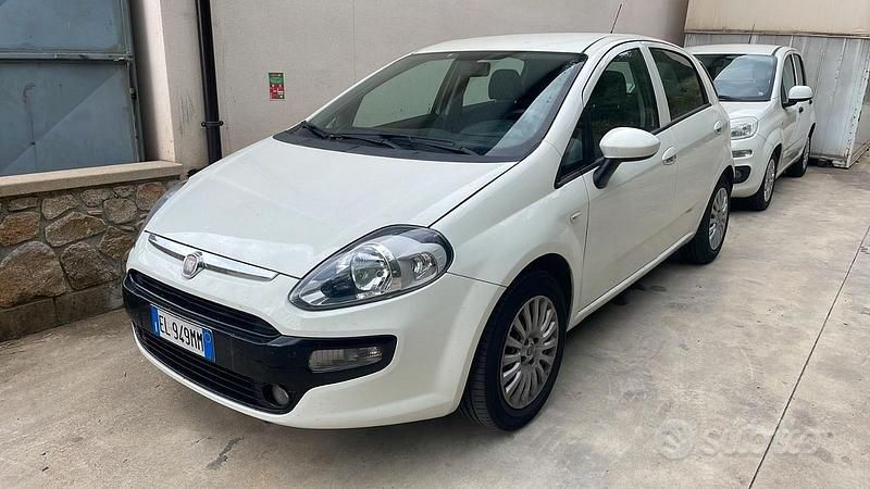 Usata Fiat Punto Evo 75 CV (55 kW) 2011 Bianco Utilitaria