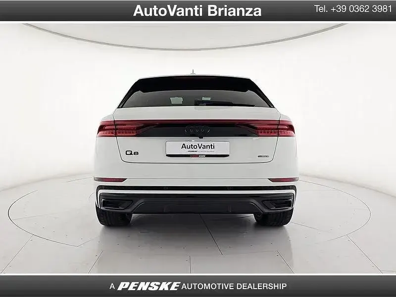 Usata Audi Q8 Sport 285 CV (209 kW) 2023 Bianco SUV