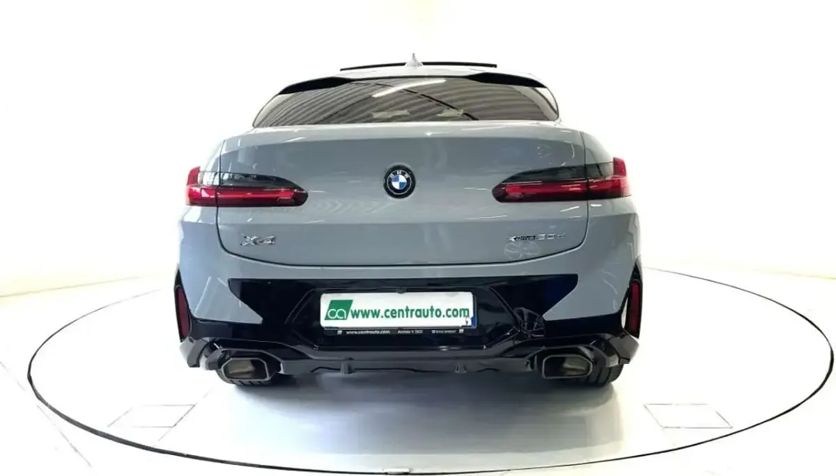Usata BMW X4 M Sport 190 CV (139 kW) 2024 Grigio SUV