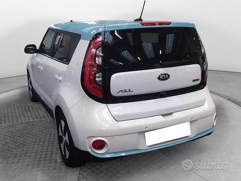 Usata Kia Soul 80 kW (110 CV) 2015 Bianco SUV
