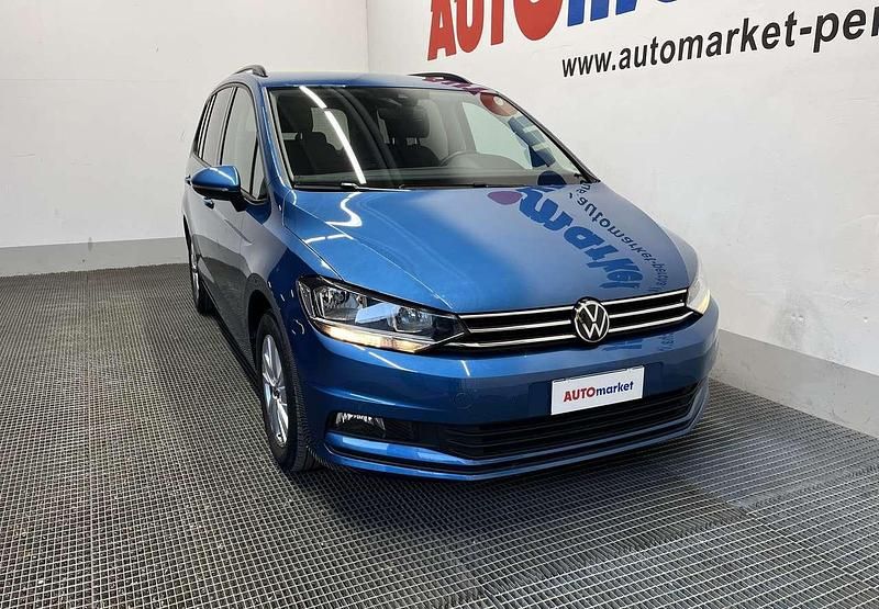Usata VW Touran Business 150 CV (110 kW) 2021 Blu/azzurro Monovolume