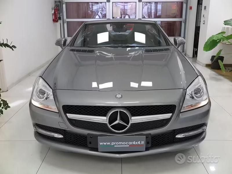 Usata Mercedes SLK200 184 CV (135 kW) 2012 Grigio Cabrio