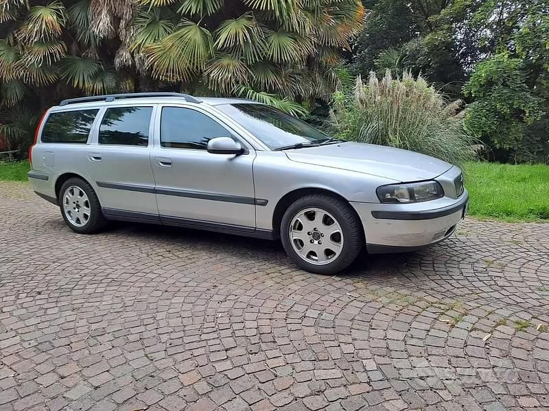 Usata Volvo V70 200 CV (147 kW) 2000 Grigio Station wagon