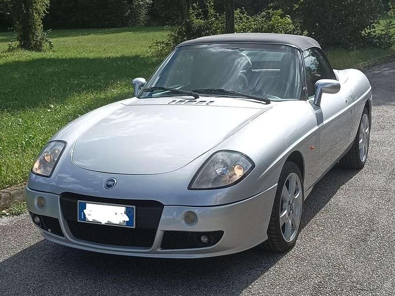 Usata Fiat Barchetta 131 CV (96 kW) 2005 Argento Cabrio
