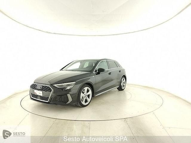 Usata Audi A3 S-Line 150 CV (110 kW) 2024 Nero mythos metallizzato Berlina
