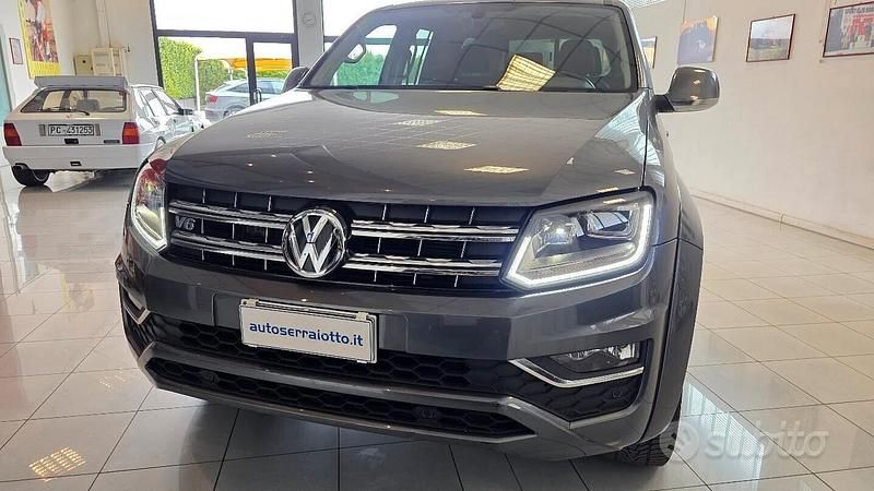 Usata VW Amarok 224 CV (164 kW) 2018 Grigio Pick-up