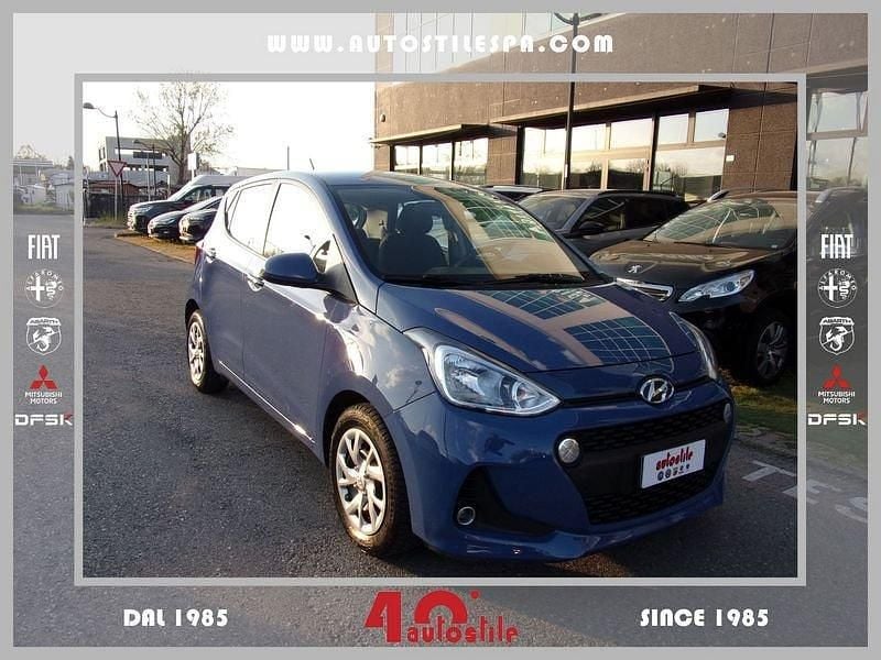 Usata Hyundai i10 Comfort 67 CV (49 kW) 2017 Blu Utilitaria