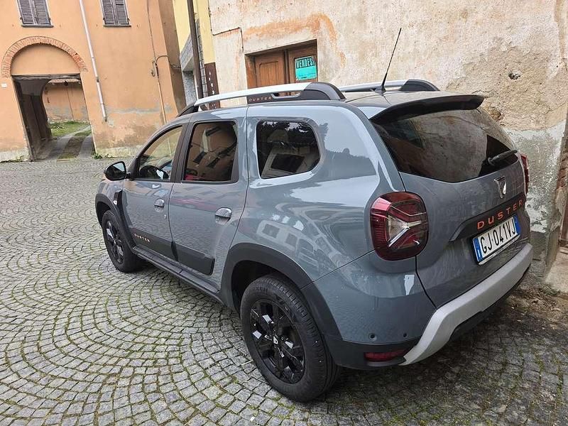Usata Dacia Duster Prestige 116 CV (85 kW) 2022 Grigio SUV