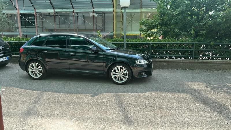 Nero Usata 2011 Audi A3 Due volumi | 4000 € (Super prezzo) - Immagine 1/4