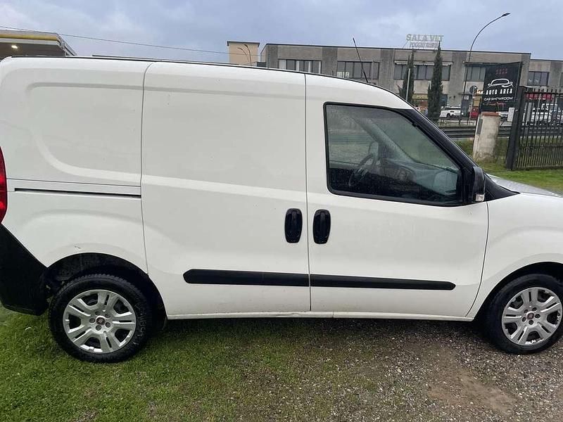 Usata Fiat Doblò Dynamic 90 CV (66 kW) 2020 Monovolume