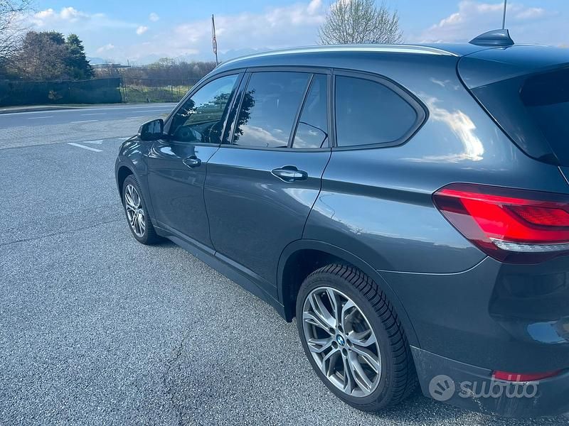 Usata BMW X1 150 CV (110 kW) 2020 Grigio SUV