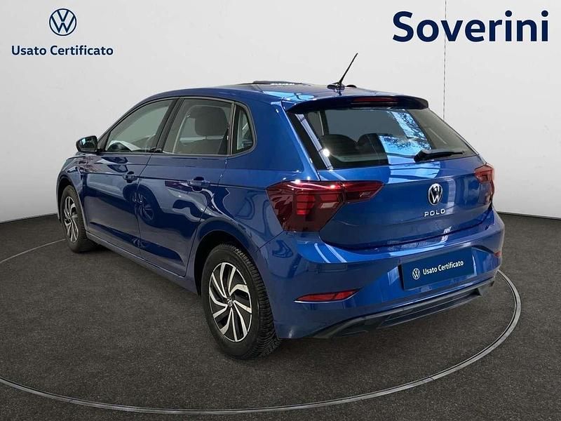 Usata VW Polo Life 95 CV (69 kW) 2023 Blu Utilitaria