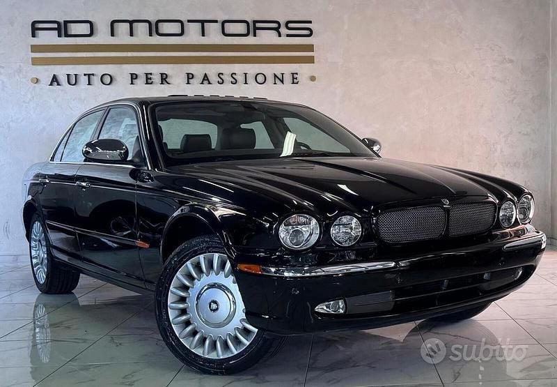Usata Jaguar XJR Supercharged 394 CV (289 kW) 2003 Berlina
