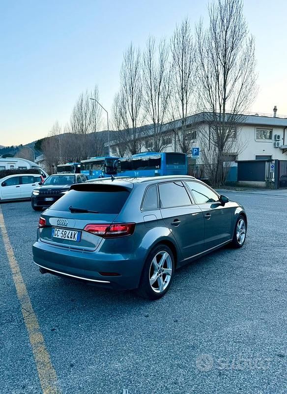 Usata Audi A3 Sport 116 CV (85 kW) 2019 Grigio Berlina