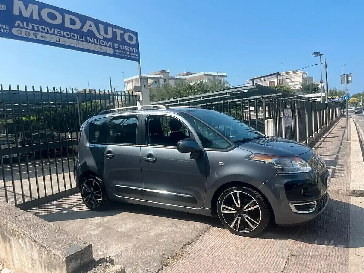 Usata Citroën C3 Picasso Exclusive 109 CV (80 kW) 2011 Grigio Monovolume