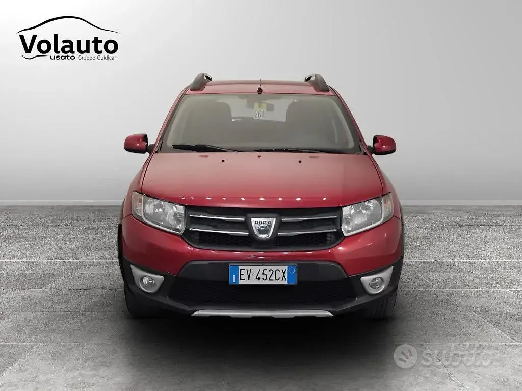 Usata Dacia Sandero Prestige 90 CV (66 kW) 2014 Rosso SUV