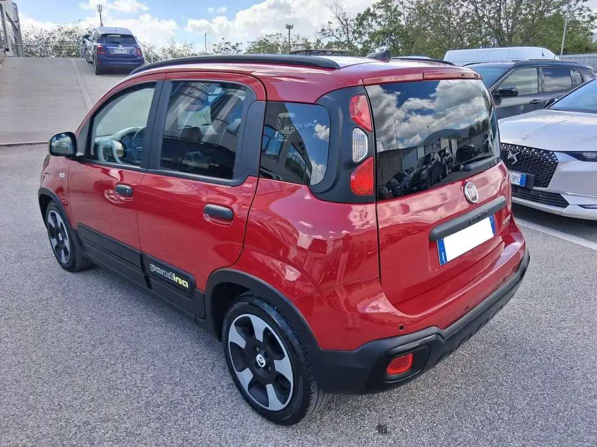 Usata Fiat Panda Cross Cross 69 CV (50 kW) 2025 Rosso passione Utilitaria