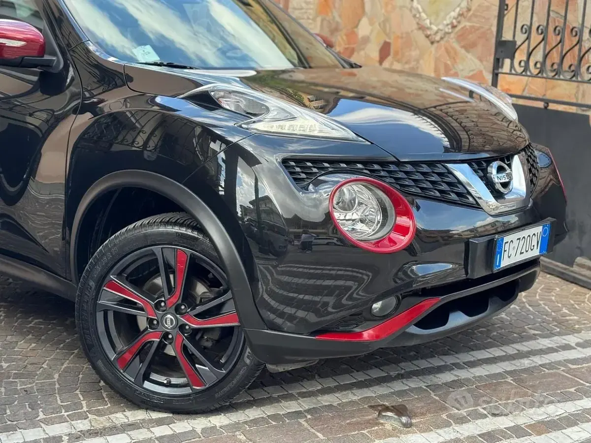 Usata Nissan Juke Tekna 116 CV (85 kW) 2016 Nero SUV