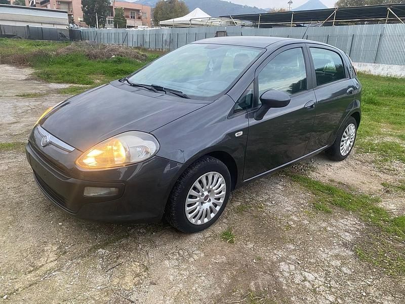 Usata Fiat Punto Evo Dynamic 75 CV (55 kW) 2010 Grigio Utilitaria