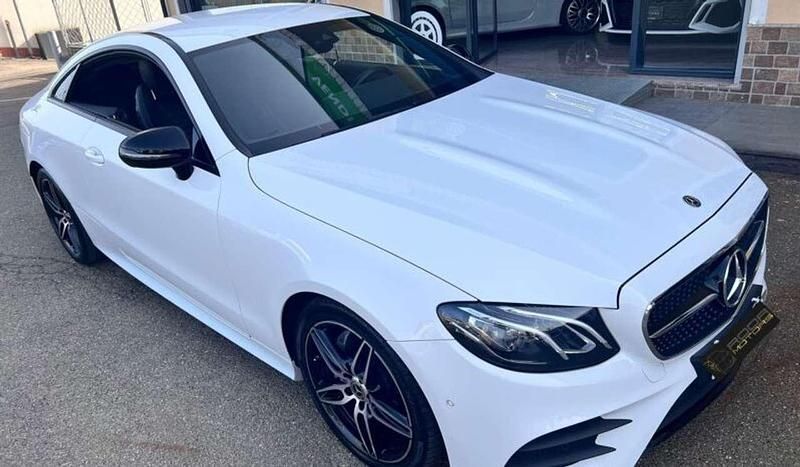 Usata Mercedes E220 Premium Plus 194 CV (142 kW) 2017 Bianco Coupé
