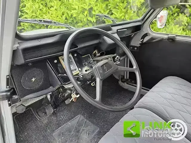 Usata Citroën 2CV 29 CV (21 kW) 1985 Beige Berlina