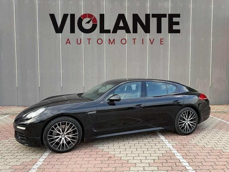 Usata Porsche Panamera 300 CV (220 kW) 2015 Nero Utilitaria